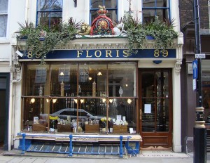 800px-Floris_of_London_perfumery_shop