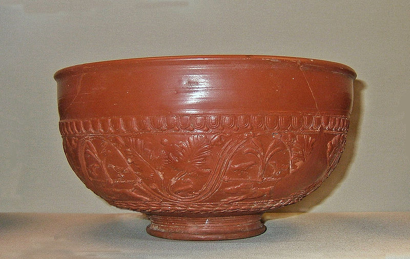 Samian ware bowl (picture by Mercato, from Wikipedia Commons) 