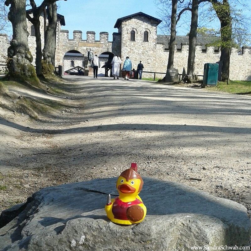 The Roman rubber duckie in front of the main gate of the Saalburg